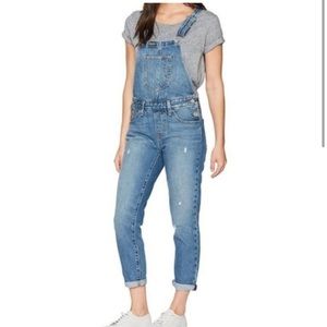 Levi’s overalls size small